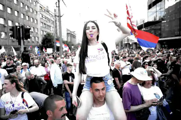 Il voto in Brasile e Serbia rovina i piani di Trump e Putin