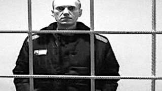 L'Europa Tace su Navalny Rinchiuso in un "Carcere Tomba"