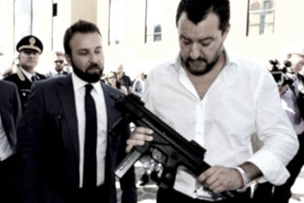 PICCOLE DIFFERENZE TRA IL BOLSONARO ITALIANO E IL SALVINI BRASILIANO