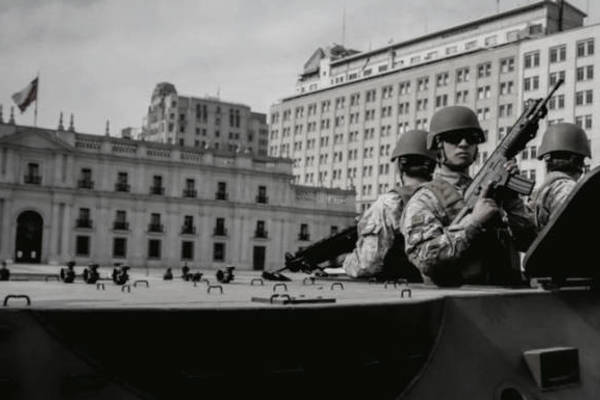 Il Centrodestra Chiama i Militari per Soffocare le Proteste in Cile