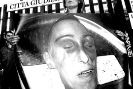 IL COMANDANTE DEI CARABINIERI COSTRETTO AD AMMETTERE LA VERITA' SULL'OMICIDIO DI STEFANO CUCCHI