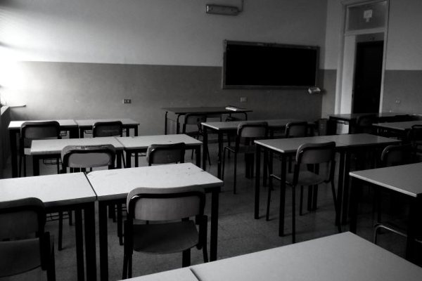 COVID O SENZA, A NESSUNO INTERESSA LA SCUOLA