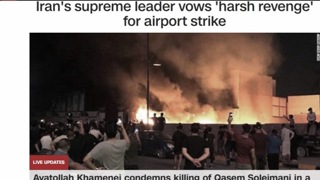 Trump uccide il generale-killer Soleimani per vendetta dopo l'assalto all'ambasciata USA di Baghdad. Tra poche ore inizia la guerra. Americani in fuga dall'Iraq