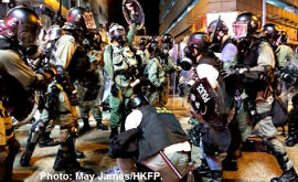 Arresti e Violenze, La Cina Prepara la Repressione di Hong Kong