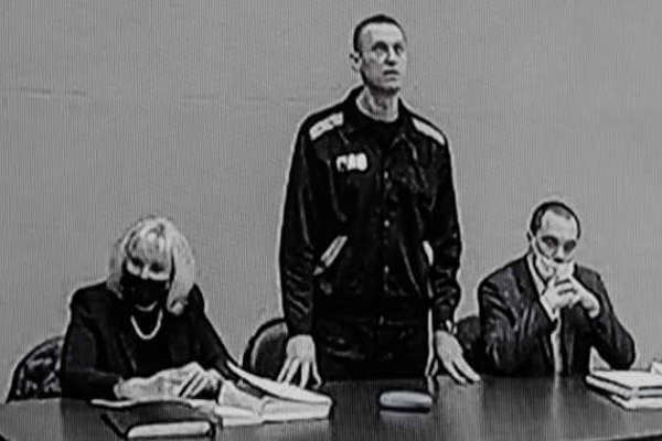 Russia - Ucraina, Putin Si Diverte a Terrorizzare il Mondo