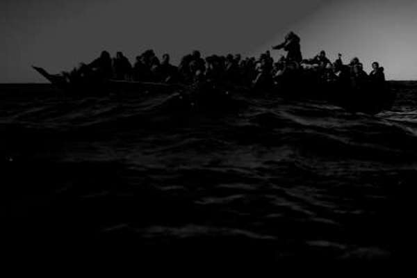 Governo Meloni: i Migranti Vadano a Morire su Altre Spiagge