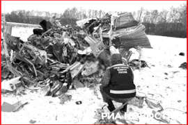 AEREO RUSSO IL-76 ABBATTUTO, armi o prigionieri ucraini a bordo?