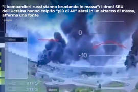 Droni ucraini distruggono decine di aerei bombardieri in Russia