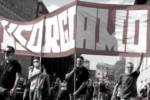 GKN I LAVORATORI INSORGONO STOP AI LICENZIAMENTI