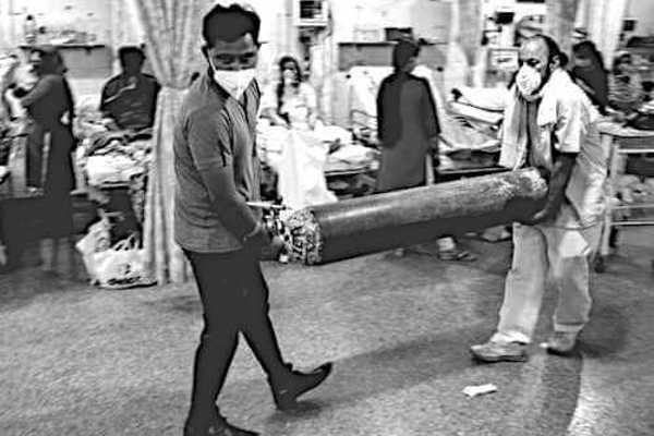 CORONAVIRUS, L'ESPROPRIO PROLETARIO DEI VACCINI