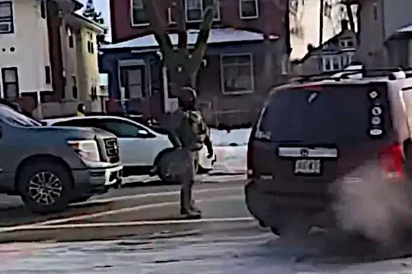 La polizia di Trump uccide senza motivo Renee Nicole Good a Minneapolis