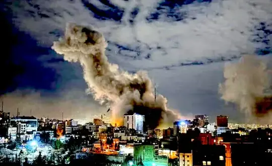 bombe su Tehran, 3° giorno di guerra di Trump in Iran