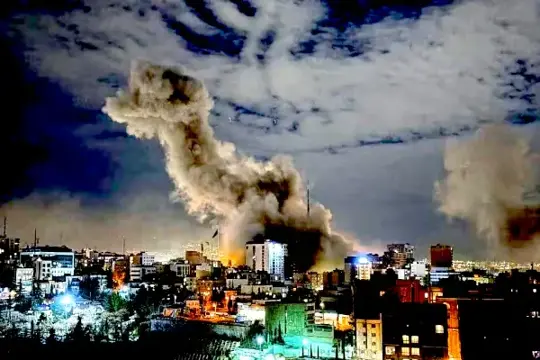 bombe su Tehran, 3° giorno di guerra di Trump in Iran