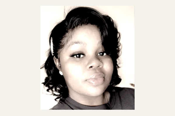 BREONNA TAYLOR UCCISA DUE VOLTE DALL'AMERICA DI TRUMP