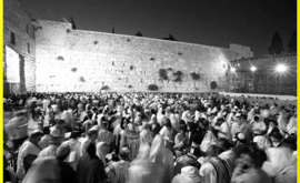 Iran Attacca Israele nel Tisha b'Av con i Soliti Fuochi d'Artificio