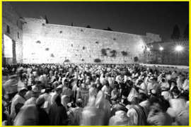 Iran Attacca Israele nel Tisha b'Av con i Soliti Fuochi d'Artificio