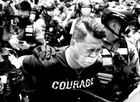 /media/iwwdzyip/hong-kong-courage.jpg