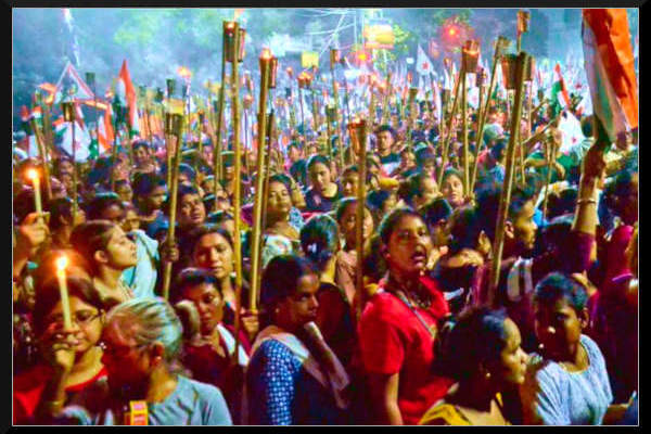 Essere Donna in India è Peggio che in un Film dell'Orrore