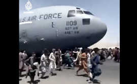 L'AFGHANISTAN PRECIPITA DALL'AEREO DI BIDEN