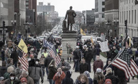 COVID-19, GLI STATI UNITI IN PREDA A PANICO E CAOS