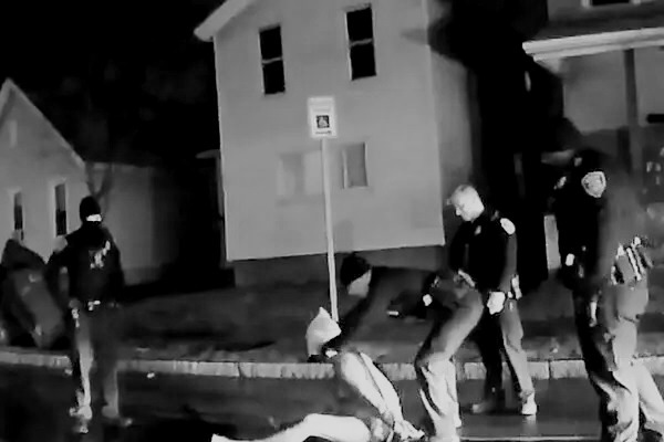 DANIEL PRUDE "I CAN'T BREATHE", PAZZO, NERO, UCCISO