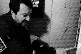 Tutti al Citofono di Salvini per Chiedergli se Spaccia Petrolio?