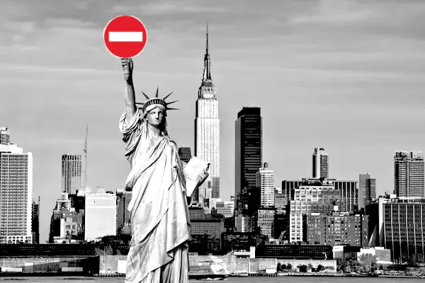 Vietato fare i turisti negli USA se non si ama Trump