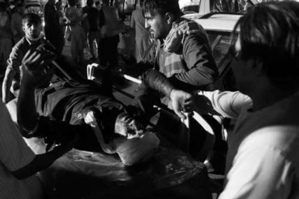 STRAGE A KABUL CHI FERMERA' L'ISIS