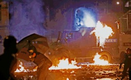 Hong Kong, la Polizia trasforma PolyU in Inferno