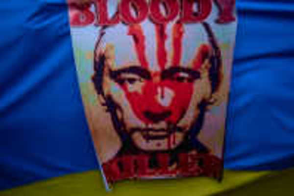 Noioso Annuncio di Putin Molti Russano o Pensano a Fuggire