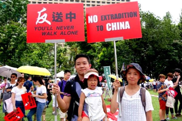 Xi Jinping Sconfitto nella Battaglia di Hong Kong