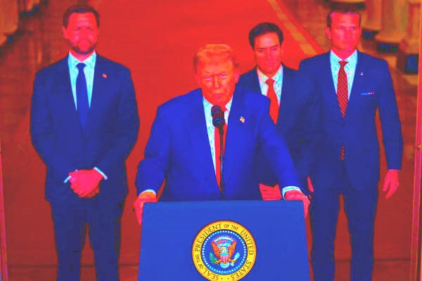 Delirio Trump dopo attacco in Iran