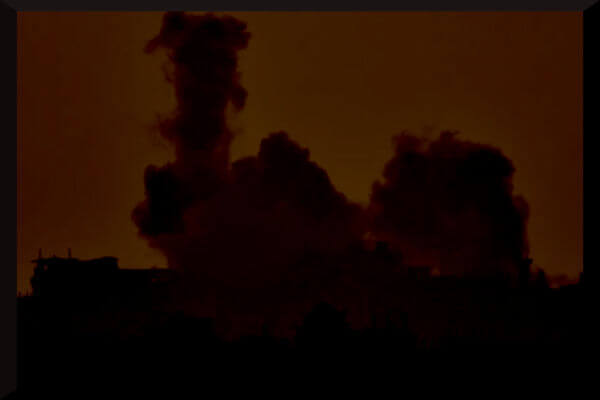 Centinaia di morti nella notte di Gaza City sotto le bombe di Israele