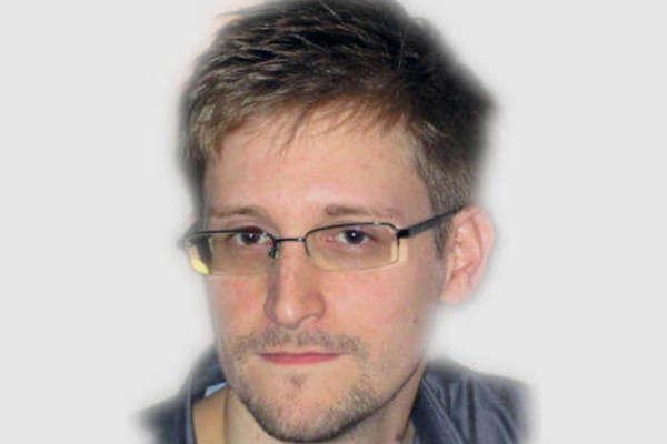 Soldato Whistleblower Edward Snowden Scomparso in Russia