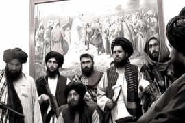 TALEBANI A KABUL OCCIDENTALI IN FUGA