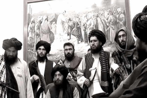 COME GLI STATI UNITI FINANZIANO I TALEBANI