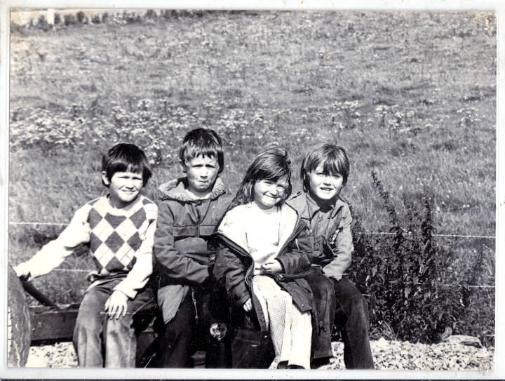 Bambini a John O' Groats - Scozia 1981 - foto Ivan Fantasia